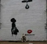 Yoda boxing graffiti.webp