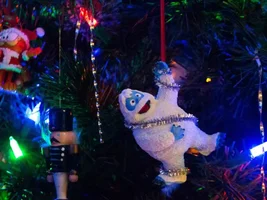 Let's see that tree!