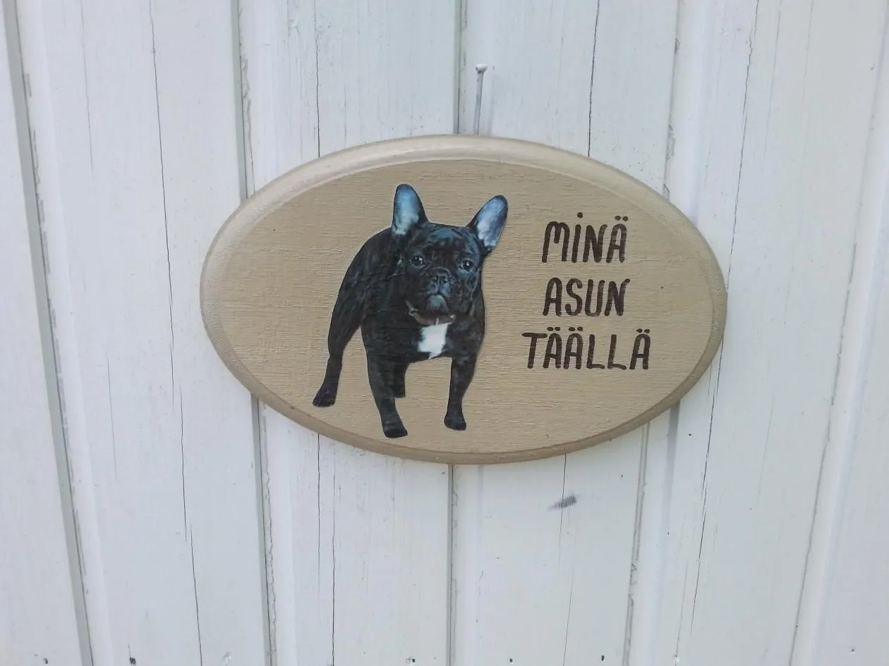 Frenchie sign.jpg